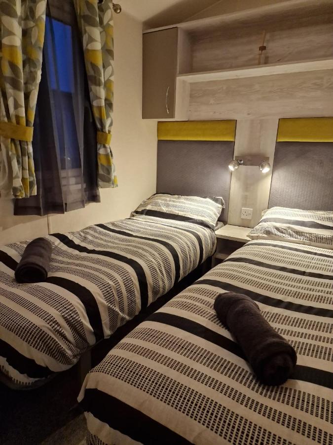 Billing Aquadrome- Bird Lake Pastures Holiday Caravan Sleep 6 Нортхемптон Экстерьер фото