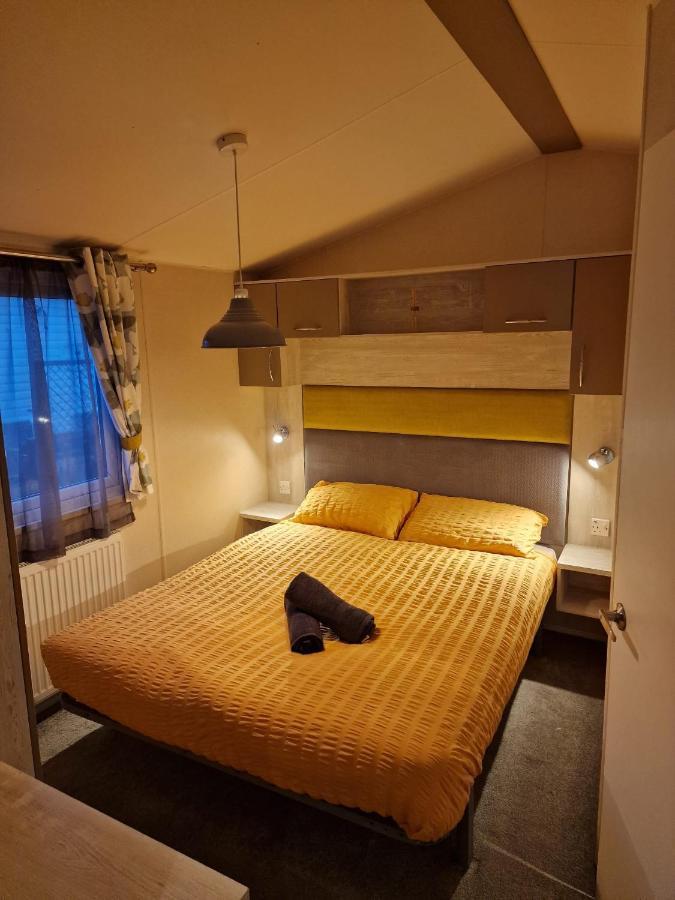 Billing Aquadrome- Bird Lake Pastures Holiday Caravan Sleep 6 Нортхемптон Экстерьер фото